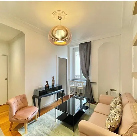 Le Nid De Papillons Cosy, Climatise, Centre, Republique Apartmán *